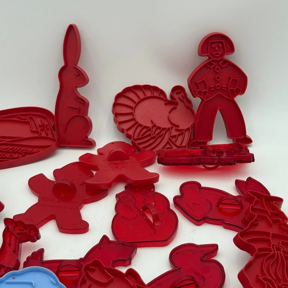 Vintage Plastic Cookie Cutter Lot Betty Crocker Holiday Christmas Halloween Red